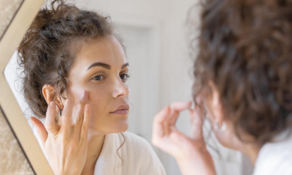 ¿Cómo maquillar pieles sensibles o propensas a alergias?
